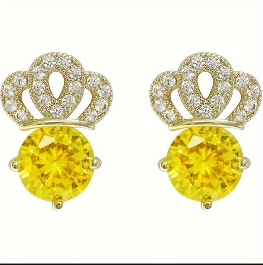 Star K 10k Gold Round 7mm Screw Back Stud Earrings With Crown Top With Embellishment Stone