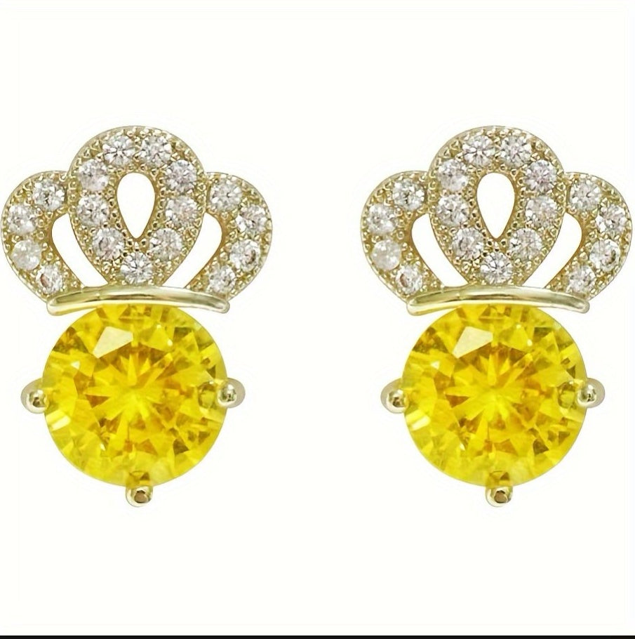 Star K 10k Gold Round 7mm Screw Back Stud Earrings With Crown Top With Embellishment Stone