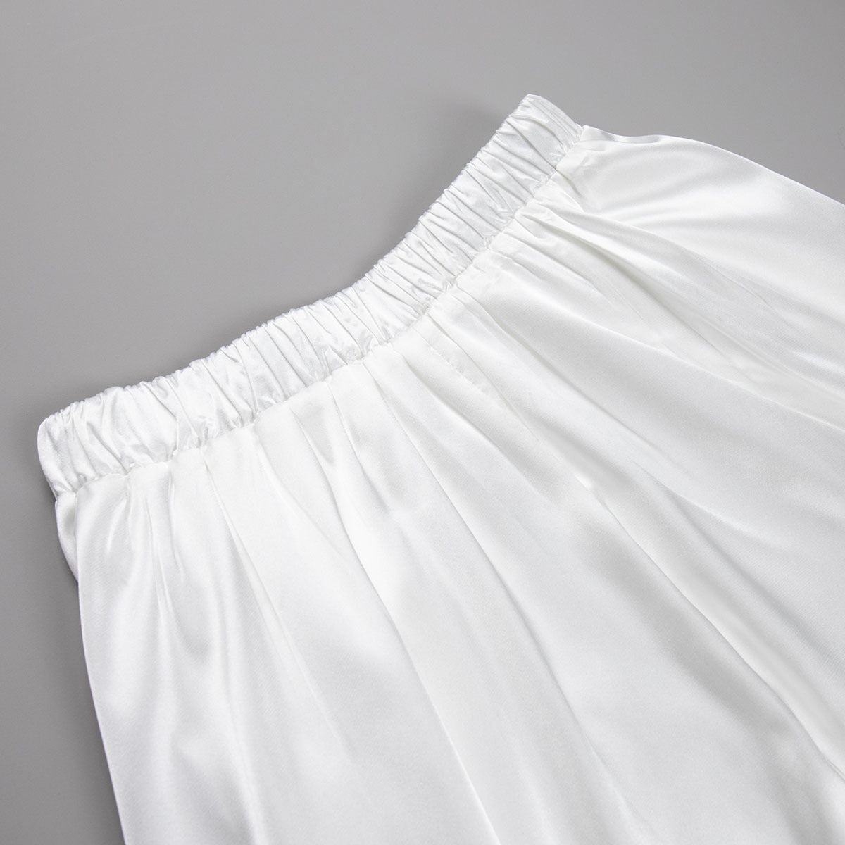 Graceful Satin Satin Long Skirt