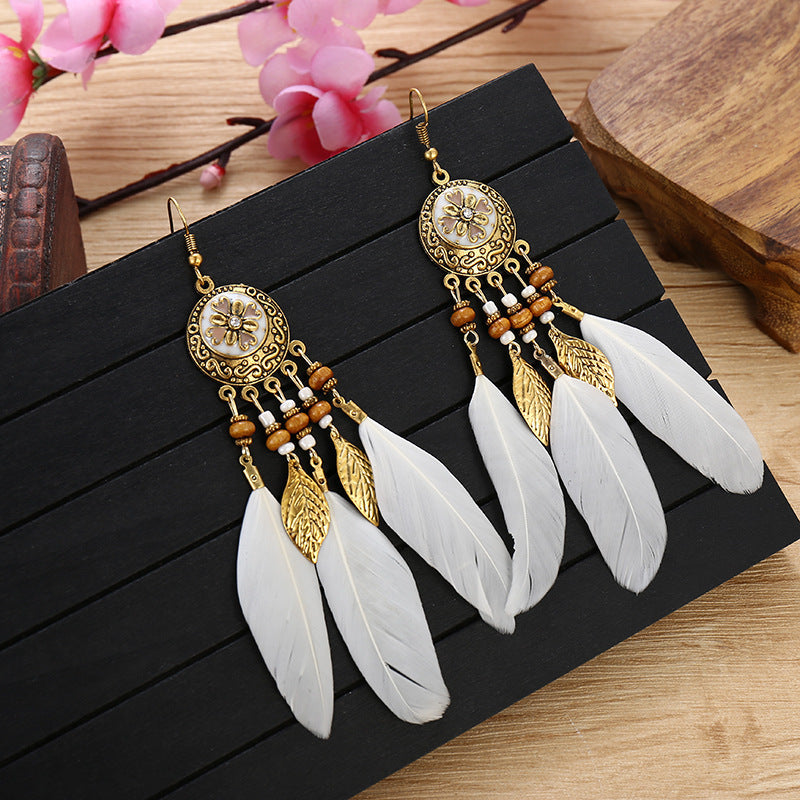 Ethnic Style Retro Earrings Bohemian Vacation Style Antique Alloy Carved Feather Tassel Earrings